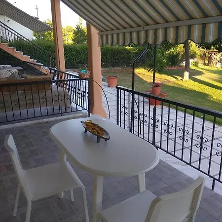 Lägenhet Olive Mare Holidays Nea Irakleia