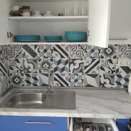 Olive Mare Holidays アパート ネア・イラクリア