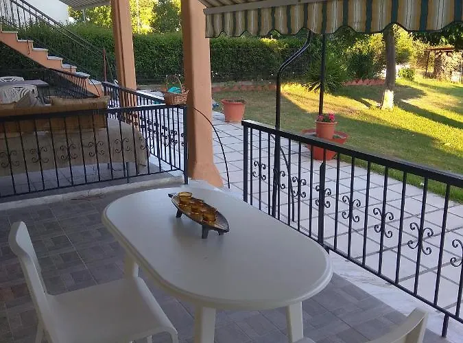 Daire Olive Mare Holidays Nea Iraklia